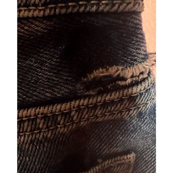 Vero Moda raw edge detail. - Picture 4 of 5